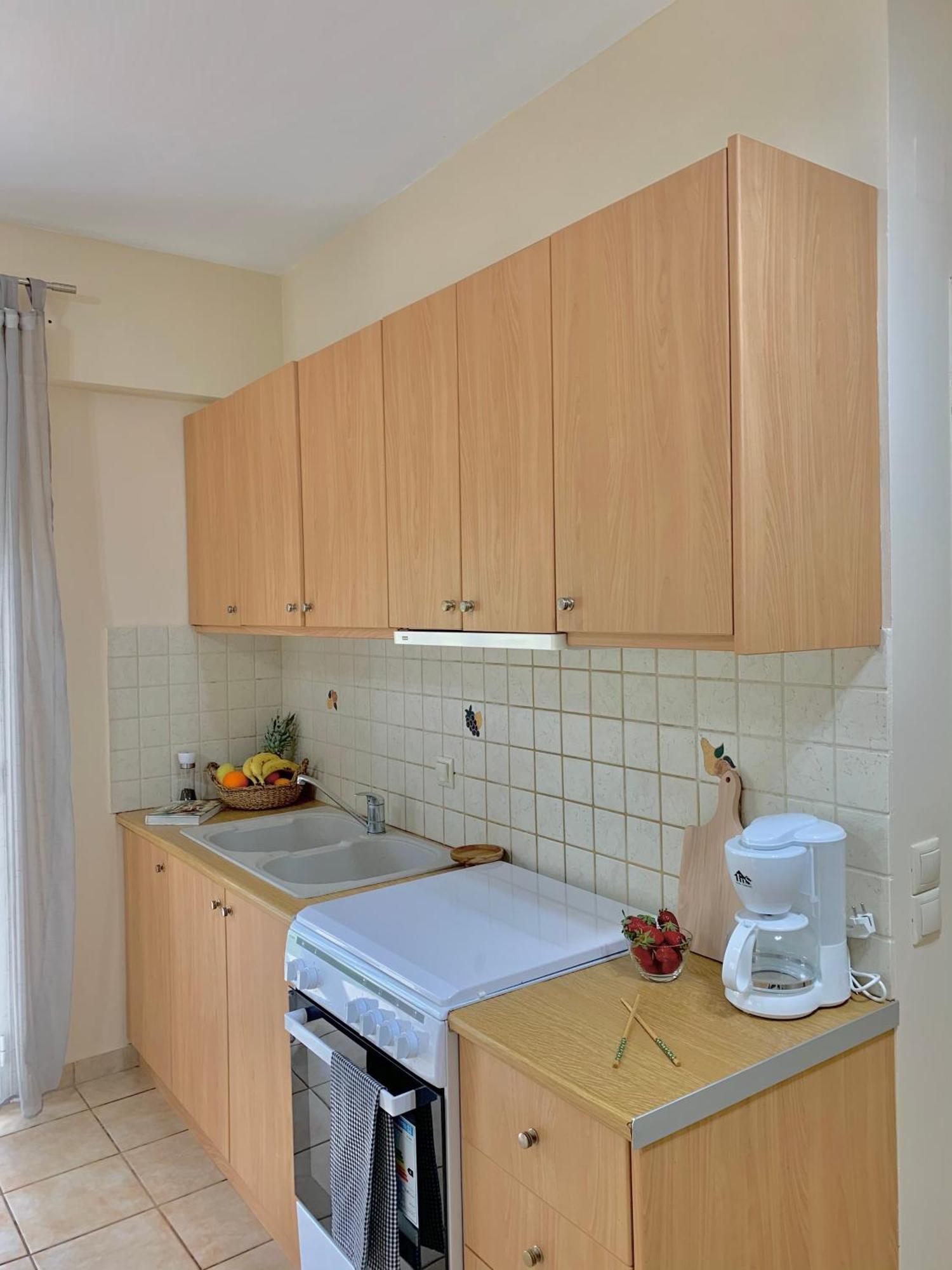 Olive Tree Apartments Lefkada City Room photo